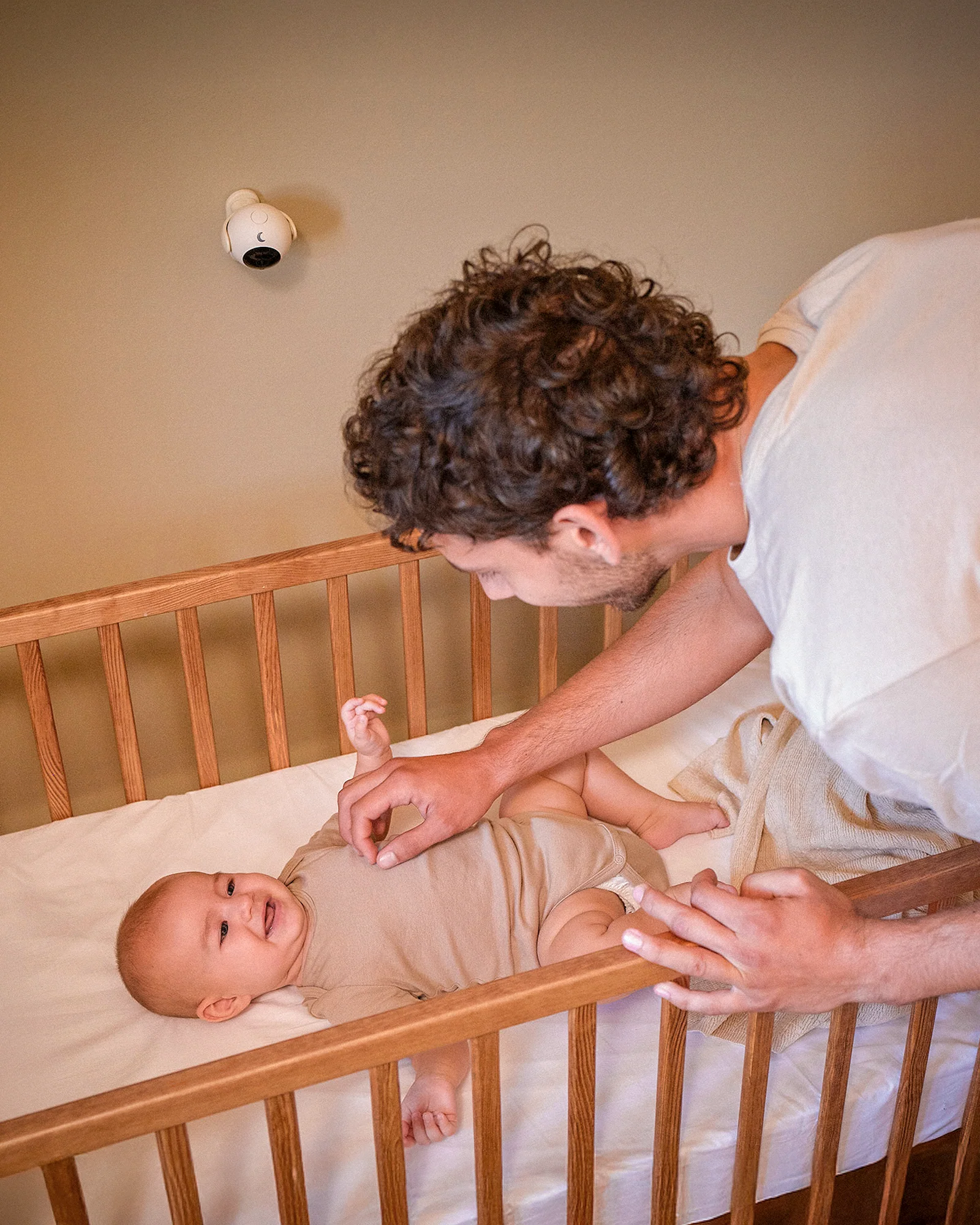 Veggfeste for intelligent babycall med kamera - Image 4